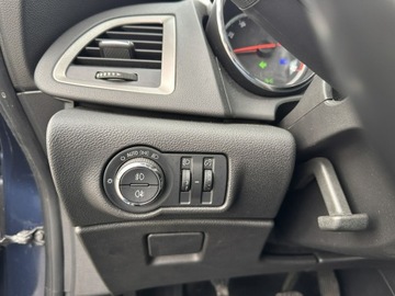 Opel Astra J Sports Tourer 1.4 Turbo ECOTEC 140KM 2012 Opel Astra Bogata wersja/Nowy rozrząd/Serwis/, zdjęcie 22