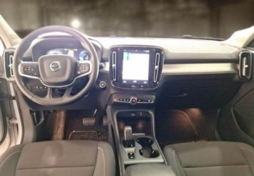 Volvo XC40 Crossover Plug-In Facelifting 1.5 T5 262KM 2022 Volvo XC 40 Plug-In T5 Navi Virtual Tempomat Panorama Kamera FV23, zdjęcie 14