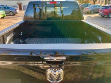 Dodge Ram V 2019 Dodge RAM 5.7 Benzyna 390KM 4x4 2019r Homologacja ciężarowa, zdjęcie 34