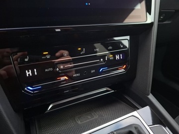 Volkswagen Arteon Fastback Facelifting 2.0 TDI 200KM 2022 Volkswagen Arteon Shooting Brake R-line 2.0 TDI 20, zdjęcie 18