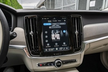 Volvo V90 II Plug-In Facelifting 2.0 T8 Plug-In Hybrid 455KM 2025 Volvo V90 Ultra Dark T8 AWD Plug-in hybrid (310 +, zdjęcie 32