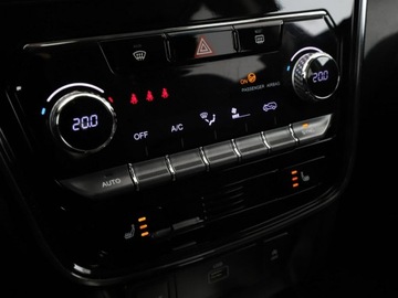  SsangYong Tivoli Grand automat skóra navi grzane, zdjęcie 24