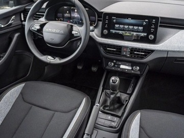 Skoda Kamiq Crossover Facelifting 1.5 TSI 150KM 2025 SKODA Kamiq Selection 1.5 TSI Suv 150KM 2025, zdjęcie 7