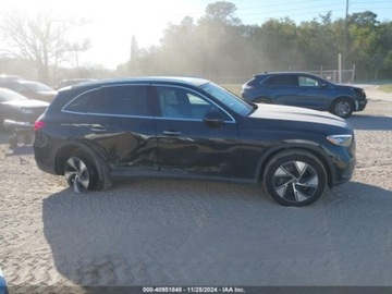Mercedes GLC C254/X254 2024 Mercedes-Benz GLC 300 4matic SUV 2.0 Benzyna 255KM, zdjęcie 3