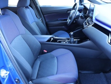 Toyota C-HR I Crossover 1.2L Turbo 116KM 2017 Toyota C-HR 1.2 Turbo, Salon Polska, Serwis ASO, zdjęcie 8