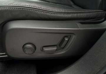 Volvo XC40 Crossover 2.0 T4 190KM 2020 Volvo XC 40 T4 190KM skora virtual BEZWYPADKOWY panorama GWARANCJA BLIS, zdjęcie 33