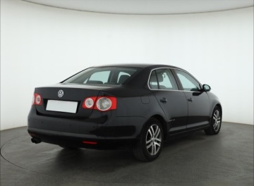 Volkswagen Jetta V 2.0 TFSI 200KM 2006 VW Jetta 2.0 TFSI, Navi, Xenon, Klima, zdjęcie 4