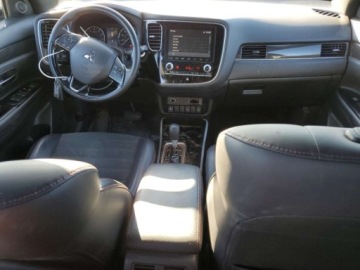 Mitsubishi Outlander III 2020 Mitsubishi Outlander 2020 MITSUBISHI OUTLANDER SE 2.4 Benzyna 166KM, zdjęcie 8