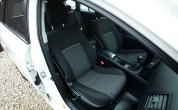 Toyota Avensis III Wagon Facelifting 1.8 Valvematic 147KM 2014 Toyota Avensis 1.8 benzyna 147KM LIFT po serwisie bezwypadkowy 1.8 Benzyna, zdjęcie 5