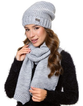 Ciepły zimowy komplet damski czapka beanie i szal zimowy
