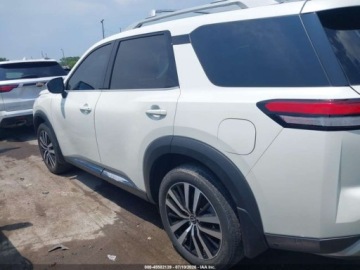 Nissan Pathfinder III 2024 Nissan Pathfinder Platinum 4wd 2024 3.5 Benzyna 284KM, zdjęcie 1