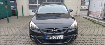 Opel Astra J Hatchback 5d 1.4 Turbo ECOTEC 140KM 2011 Opel Astra Opel Astra 1.4 Turbo Sport 1.4 Benzyna 140KM, zdjęcie 1