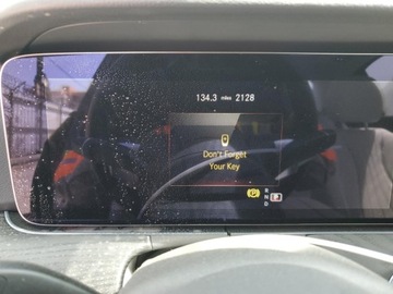 Mercedes Klasa E W213 2022 Mercedes-Benz Klasa E 350 2022 2.0l 2.0 Benzyna 255KM, zdjęcie 9
