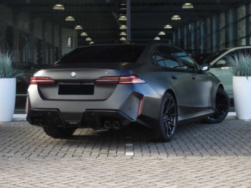 BMW Seria 5 G90-91 M Sedan 4.4 V8 727KM 2026 BMW Seria 5 M5 Sedan 4.4 (727KM) 2026, zdjęcie 4