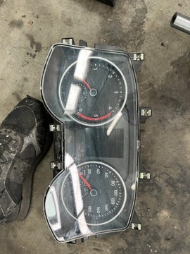 LICZNIK VW CRAFTER II MAN TGE 17-25 7C0920741D ZEGARY