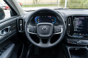 Volvo XC40 Crossover Facelifting 2.0 B4 197KM 2024 Volvo XC 40 B4 197 KM Ultra Dark Mild Hybrid, zdjęcie 34