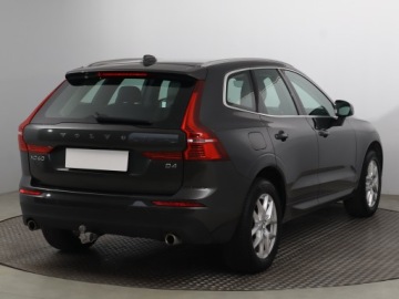 Volvo XC60 II Crossover D4 190KM 2020 Volvo XC60 D4, Salon Polska, Serwis ASO, 187 KM, zdjęcie 4