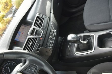 Renault Laguna III Grandtour 2.0 16v 140KM 2009 Renault Laguna 2.0 16v 140KM 2009r. Xenon TEMPOMAT, zdjęcie 10