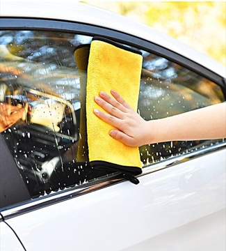 ПОЛОТЕНЦЕ ИЗ МИКРОФИБРЫ - ТОЛСТАЯ ТКАНЬ ДЛЯ МОЙКИ АВТОМОБИЛЯ 30 x 30 см