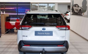 Toyota RAV4 V SUV 2.5 Hybrid Dynamic Force 222KM 2020 Toyota RAV4 2.5 Hybrid Comfort Style 4x4 2.5 Hybryda 222KM, zdjęcie 2