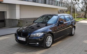 BMW Seria 3 E90-91-92-93 Touring E91 2.0 318i 143KM 2010 BMW Seria 3 Lift 20102011 r. Bezwypadkowy 2.0 Benzyna 143KM