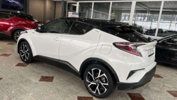 Toyota C-HR I 2017 Toyota C-HR 1.8 Hybryda Ledy Xenon Czarny dach Navi Kamera 1.8 Hybryda 98KM, zdjęcie 24