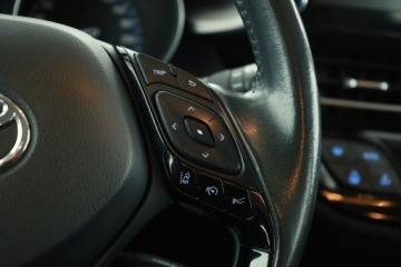 Toyota C-HR I Crossover Facelifting 1.8 Hybrid 122KM 2020 Toyota C-HR 1.8 Hybrid, Salon Polska, Serwis ASO, zdjęcie 13