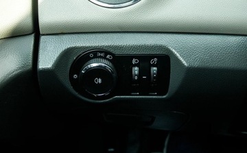 Chevrolet Cruze 2011 Chevrolet Cruze 1.6 benzyna 113KM sedan klimatyzacja hamulce i opony bdb, zdjęcie 20