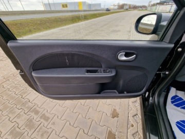 Renault Twingo II Hatchback 3d 1.2 16v 75KM 2011 Renault Twingo 1.2 75Ps Panorama Pol skory Alu Czarny 1.2 Benzyna 75KM, zdjęcie 10