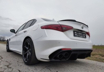 Alfa Romeo Giulia II Sedan 2.9 V6 510KM 2017 Alfa Romeo Giulia Alfa Romeo Giulia 2.9 V6 Bi-Turbo AT8 Quadrifoglio 2.9, zdjęcie 24