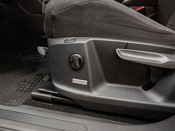 Volkswagen Touran III 2.0 TDI 150KM 2018 VOLKSWAGEN Touran 2.0 TDI DSG Minivan 150KM 2018, zdjęcie 6