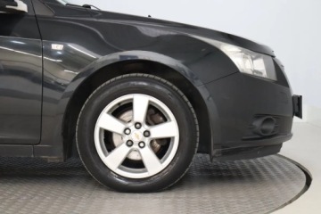 Chevrolet Cruze Hatchback 5d 1.6 16V DOHC 124KM 2011 Chevrolet Cruze 1.6 i 16V, Salon Polska, Klima, zdjęcie 14