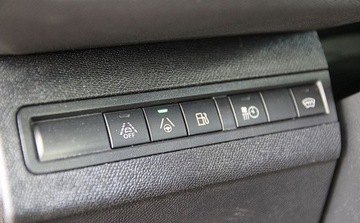 Peugeot 3008 II Plug-In Hybrid Facelifting 1.6 HYBRID4 300KM 2022 Peugeot 3008 1.6 PureTech Hybrid4 300KM PHEV GT Pack SS EAT8 Gwarancja od, zdjęcie 19