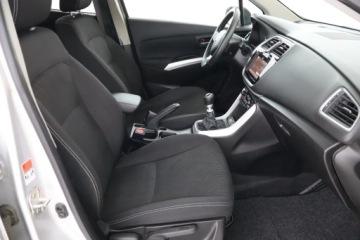 Suzuki SX4 II S-cross Facelifting 1.4 BOOSTERJET 140KM 2016 Suzuki SX4 S-Cross 1.4 BoosterJet, Salon Polska, zdjęcie 8