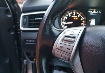 Nissan Qashqai II Crossover 1.2 DIG-T 115KM 2015 Nissan Qashqai Panorama Kamera 360 Hands Free GetHelp 1.2 Benzyna, zdjęcie 17