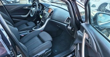 Opel Astra J Sports Tourer 1.4 Turbo ECOTEC 140KM 2011 Opel Astra BENZYNA navi GRZANA KIEROWNICA grzane fotele super okazja, zdjęcie 35