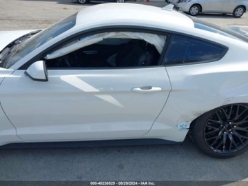 Ford Mustang VI Fastback Facelifting 5.0 Ti-VCT 450KM 2022 Ford Mustang 2022r, GT Premium, 5.0L 5.0 Benzyna 450KM, zdjęcie 4