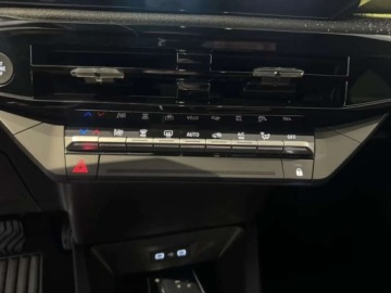 Renault Clio VI 2026 Renault Clio Techno Pakiet winter Kamera cofania Oswietlenie Ambientowe, zdjęcie 12