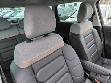 Citroen C3 Aircross  I Crossover Facelifting 1.2 PureTech 130KM 2022 Citroen C3 Aircross Automat Navi Kamera Full LED Asystent pasa 1.2 Benzyna, zdjęcie 16