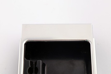 BMW E60 M5 E61 LCI Вставка пепельницы передняя