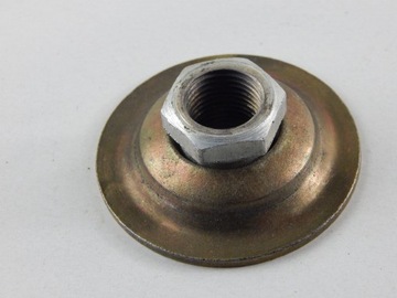 ГАЙКА КРЕПЛЕНИЯ ЗАПАСНОГО КОЛЕСА К750 ДНЕПР