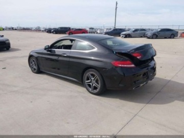 Mercedes Klasa C W205 2019 Mercedes-Benz Klasa C 2019 MERCEDES-BENZ C 300 4MATIC 2.0 Benzyna 255KM, zdjęcie 3