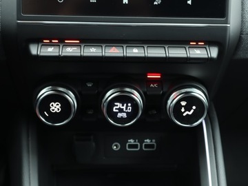 Renault Clio V Hatchback 5d Facelifting 1.0 TCe 90KM 2024 Renault Clio 1.0 TCe, Salon Polska, 1. Właściciel, zdjęcie 12