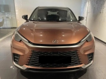 Lexus LBX 1.5 Hybrid 136KM 2026 LEXUS LBX Emotion 1.5 Hybrid Suv 136KM 2026, zdjęcie 1