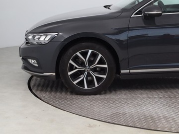 Volkswagen Passat B8 Limousine Facelifting 2.0 TSI 190KM 2021 VW Passat 2.0 TSI, Salon Polska, 1. Właściciel, zdjęcie 13