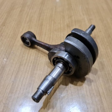 ШАТУН КОЛЕНВАЛА STIHL 020 AV