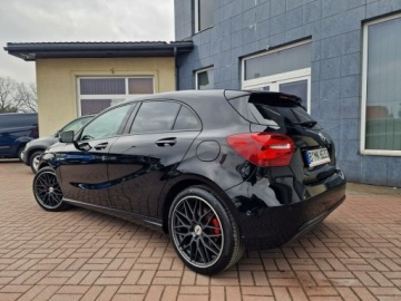 Mercedes Klasa A W176 Hatchback 5d Facelifting 180 122KM 2016 Mercedes A 180 1.6 Benzyna Kamera, zdjęcie 13