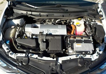 Toyota Auris II 2018 Toyota Auris Okazja 1.8 Hybryda 100KM, zdjęcie 2