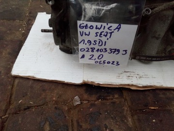 HLAVA VW GOLF 3 SEAT IBIZA INCA 1.9TD NR 028103379J