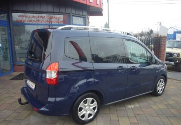 Ford Tourneo Courier I Mikrovan 1.5 TDCi 75KM 2017 Ford Tourneo Courier Ford Tourneo Courier Salon PL - serwis 1.5 Diesel 75KM, zdjęcie 5